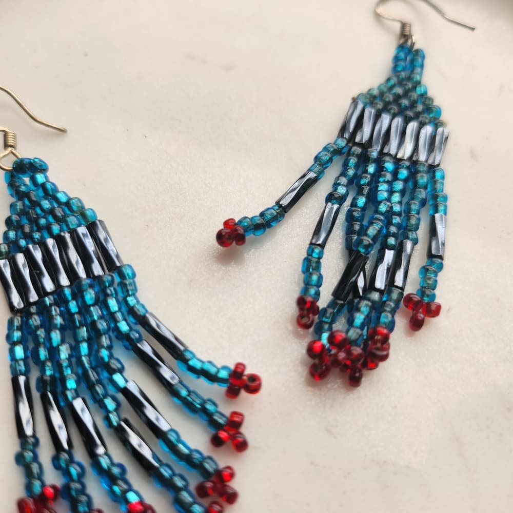 Beaded Fringe Earrings in Blue and Red And Oil Slick Black - Thumbnail 4