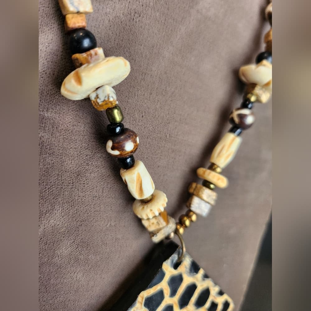 Artisan Style Black Acrylic Wood And Bone Statement Necklace - Thumbnail 5