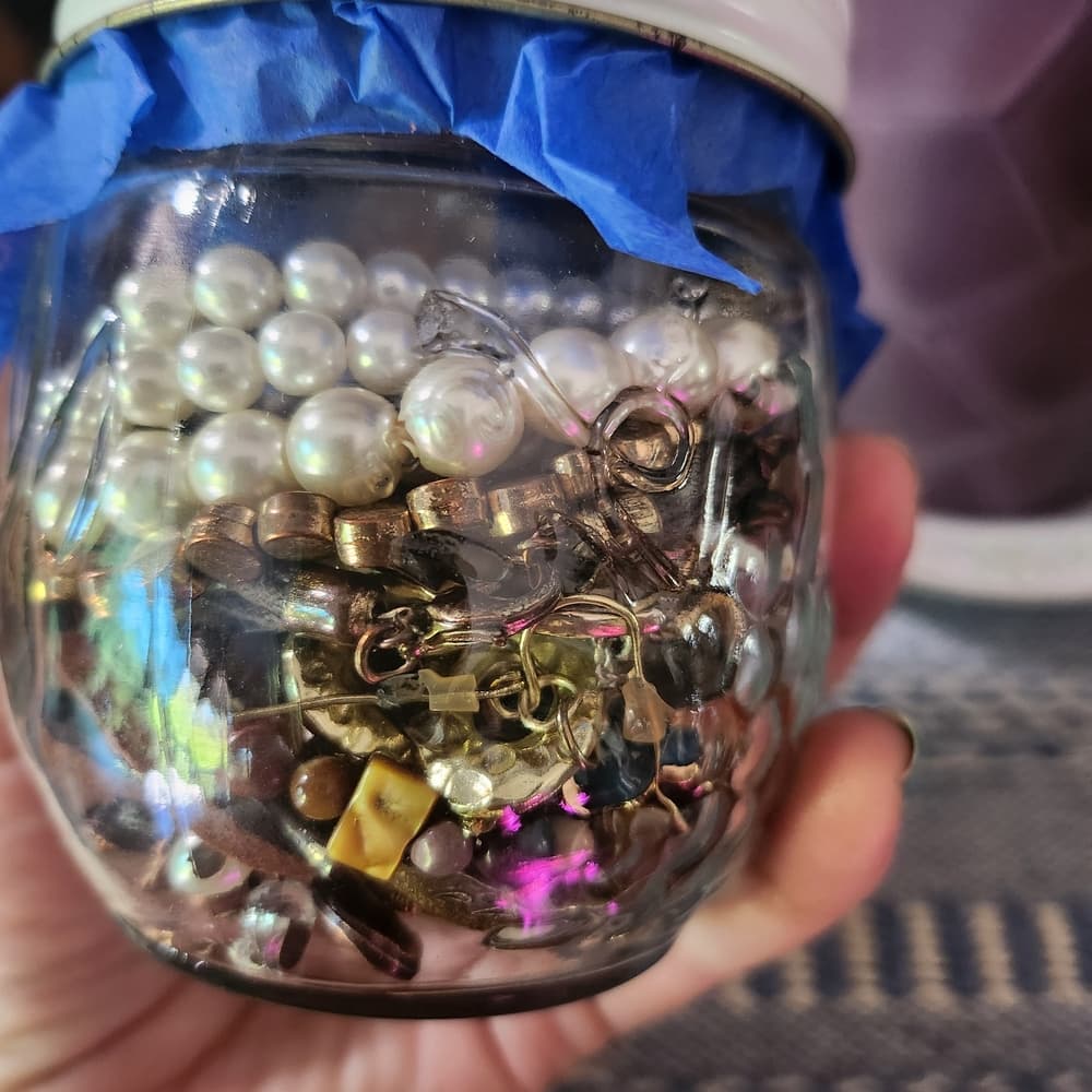 Curated Mystery Jewelry Jar Cpastal Grandma Theme Keepsakes Gold Tone Pearls - Thumbnail 2