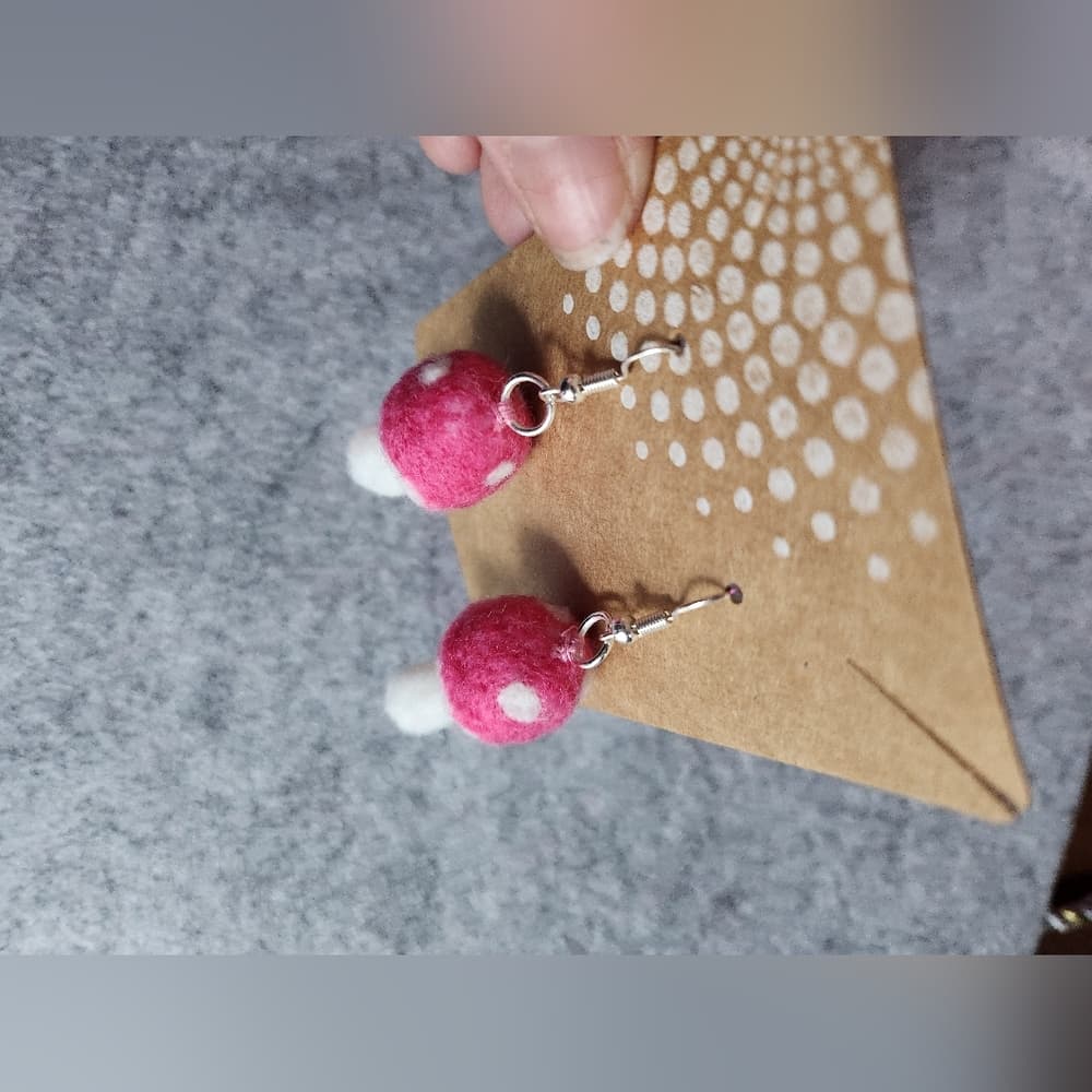 Vibrant Pink and White Polka Dot Needlefelted Handmade Mushroom Earrings - Thumbnail 3