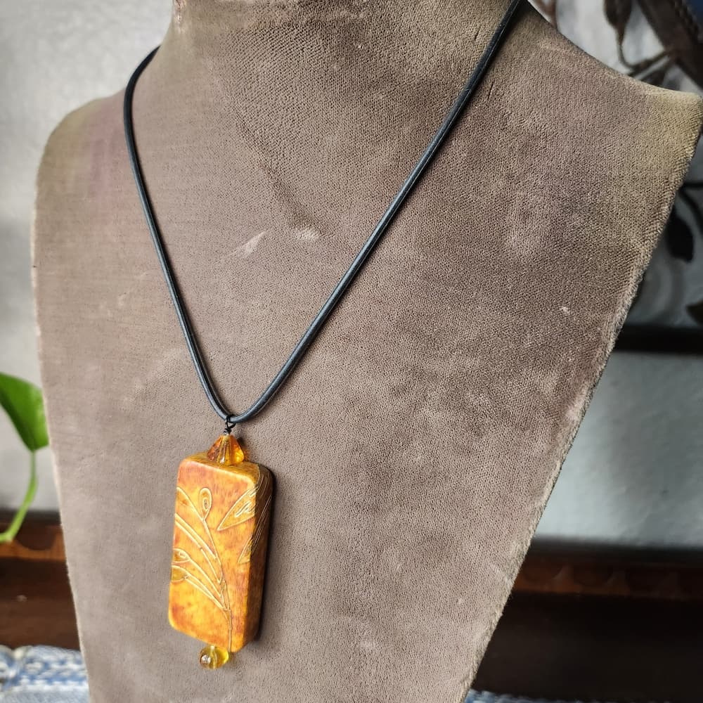 Artistic Gold and Black Domino Pendant Necklace - Thumbnail 3
