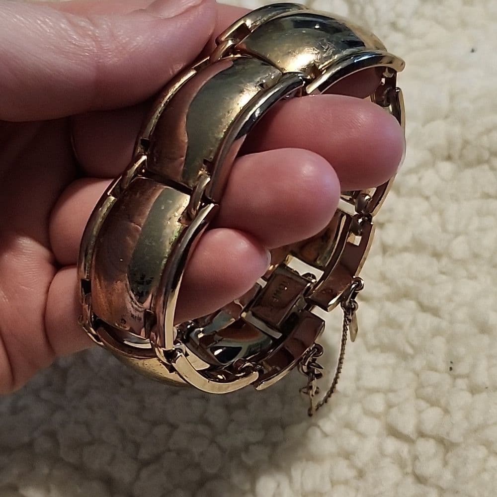 Vintage Gold Tone Chunky Monet Bracelet - Thumbnail 7