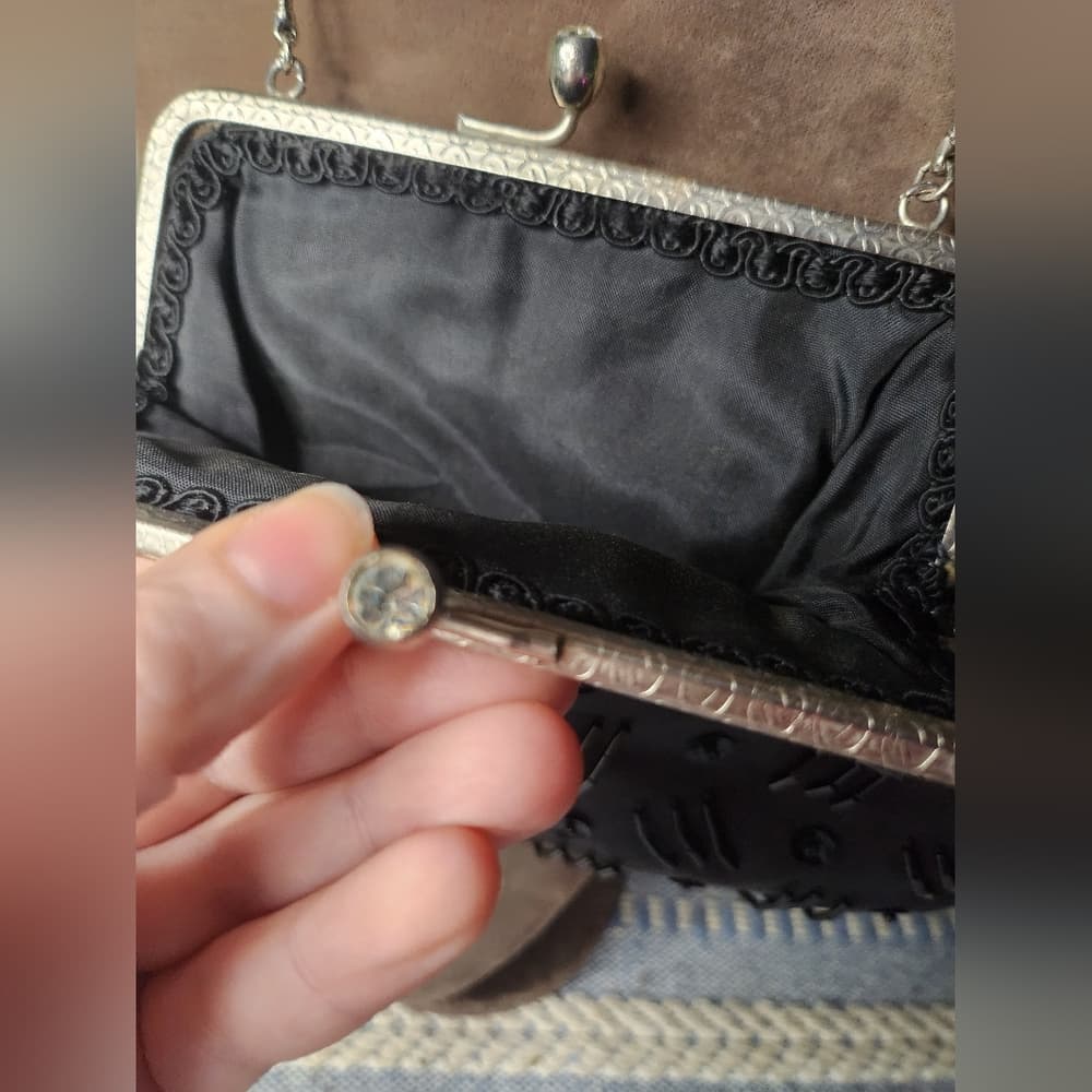 Elegant Formal Black Satin Like Beaded Clutch With Rinestone Clasp - Thumbnail 4