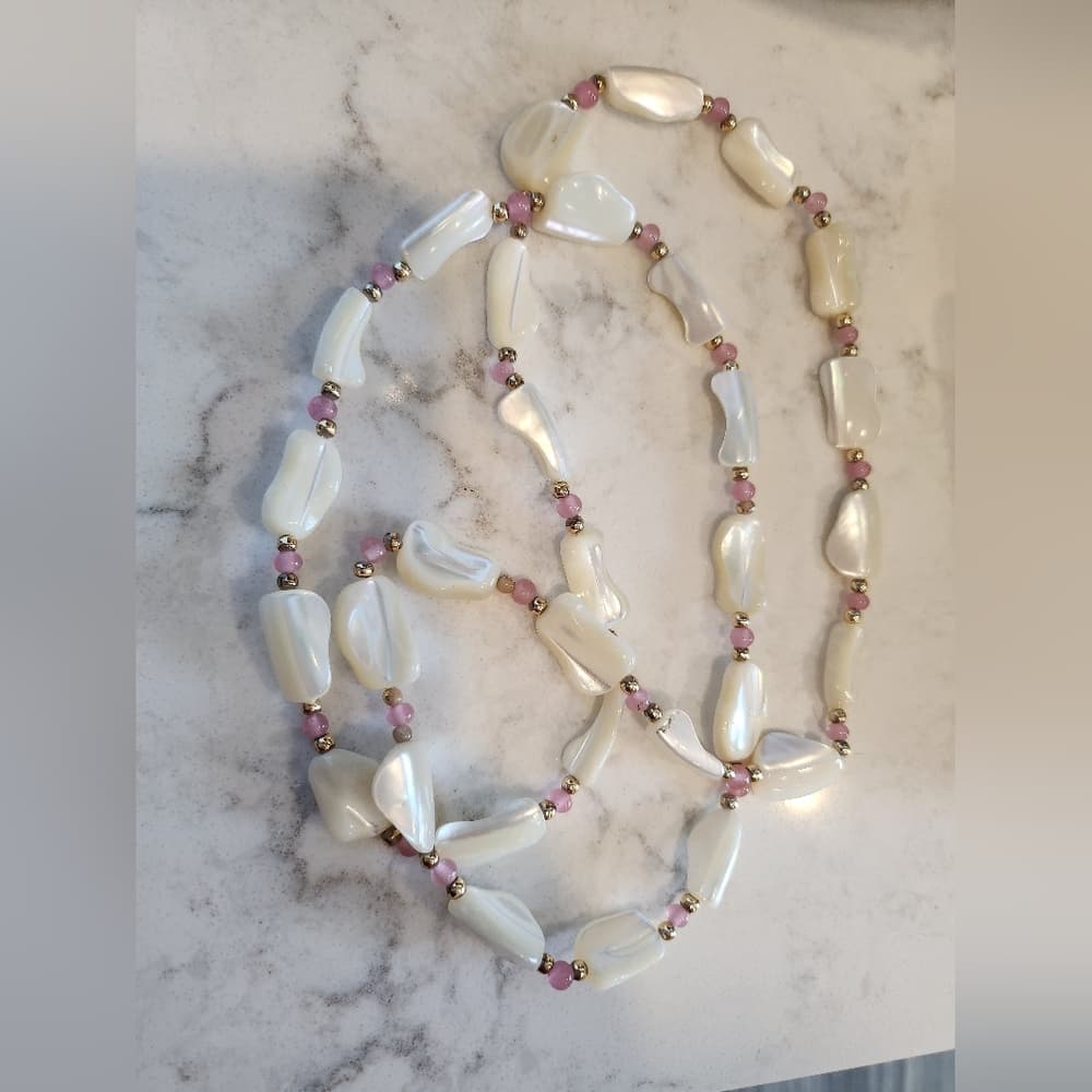 Two Vintage Beaded Shell Pearl and Mother Of Pearl Necklaces - Thumbnail 2