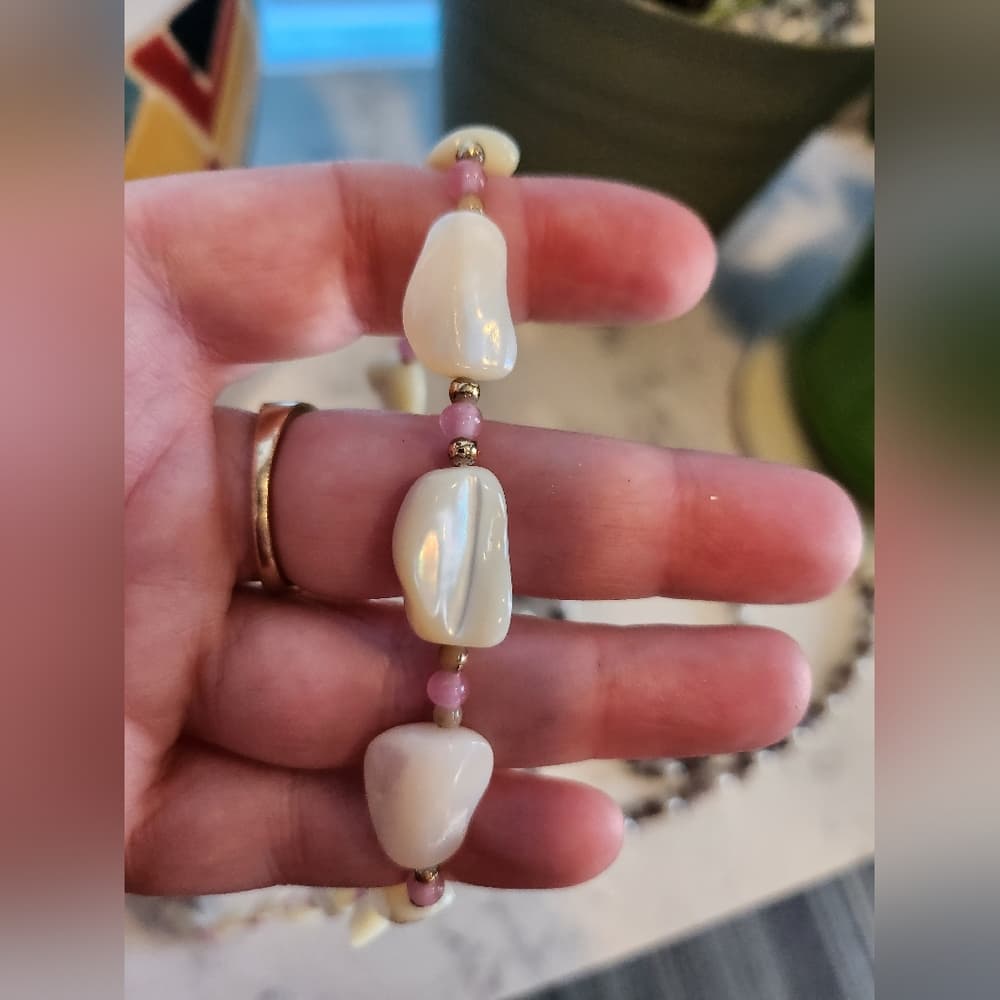 Two Vintage Beaded Shell Pearl and Mother Of Pearl Necklaces - Thumbnail 3