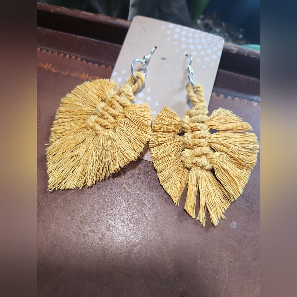Chic Mustard Macrame Leaf Fringe Tassel Statement Earrings - Thumbnail 2