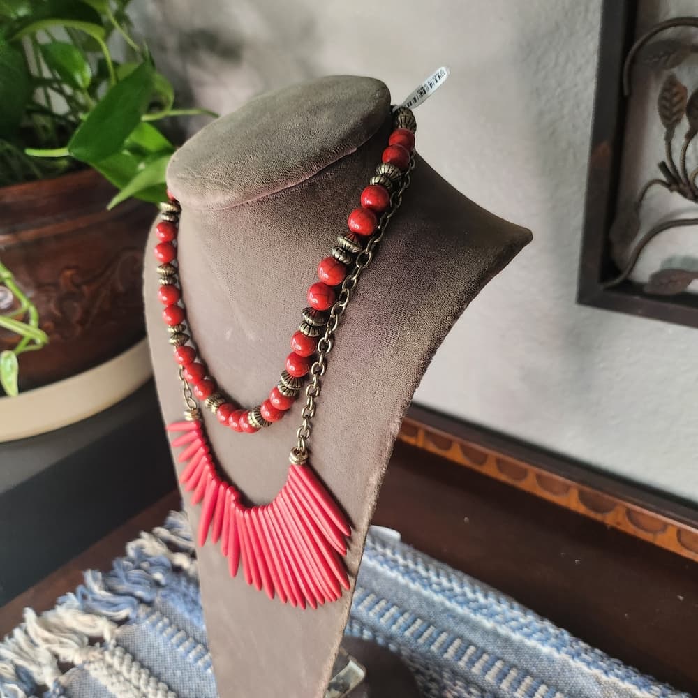 Elegant Red Dyed Howlite Fringe Double Strand Beaded Necklace - Thumbnail 2