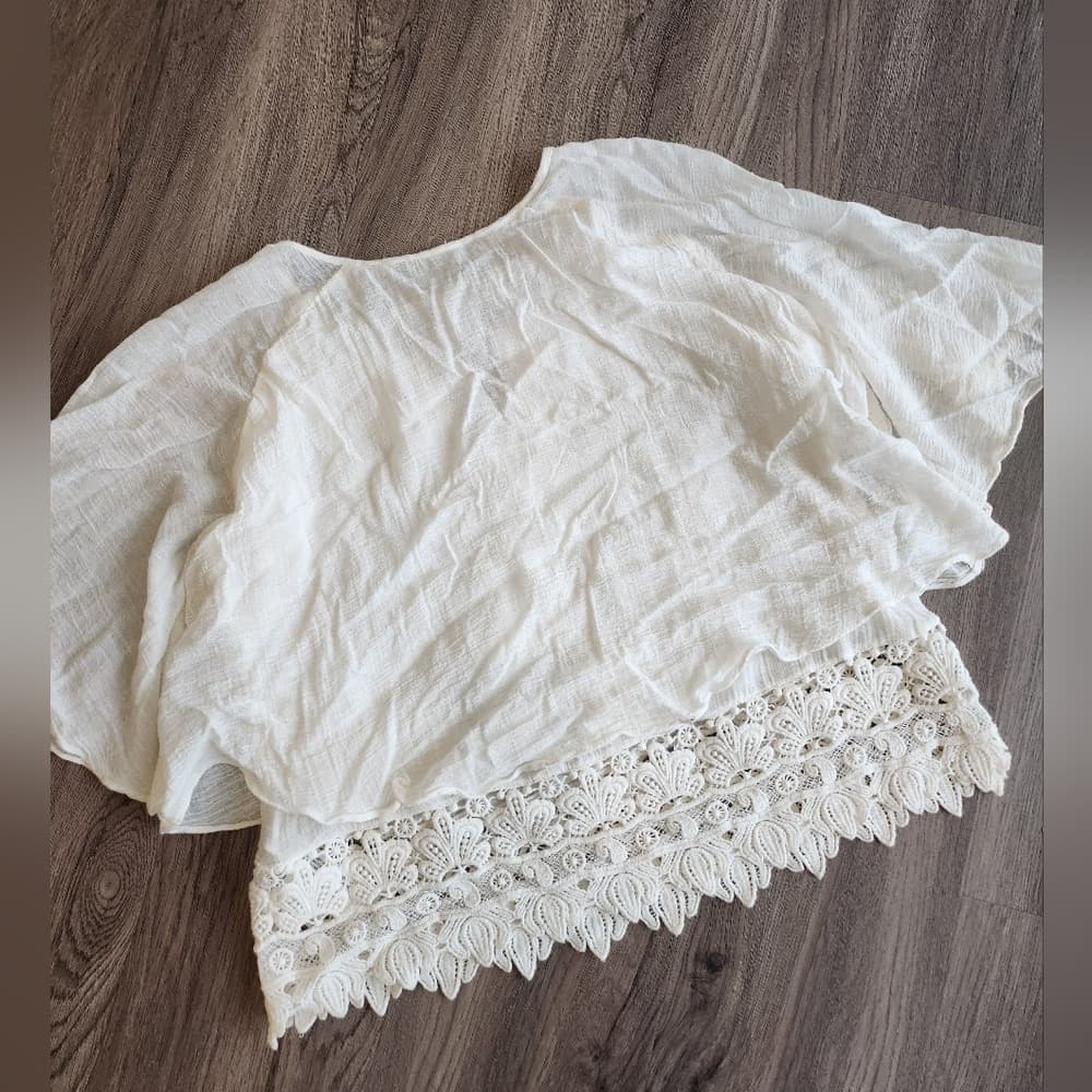 Zara Woman Creamy White Blouse With Lace Trim Tassle Tie - Thumbnail 10
