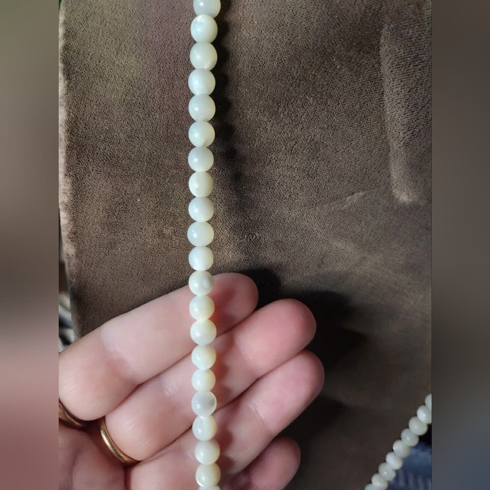 Elegant Long Strand White Mother Of Pearl Necklace - Thumbnail 2