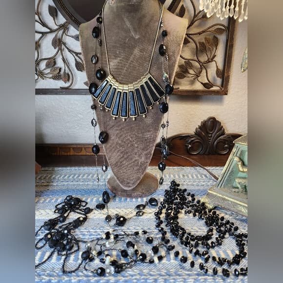 Elegant Bold Black Sparkle Statement Necklace Bundle - Thumbnail 9