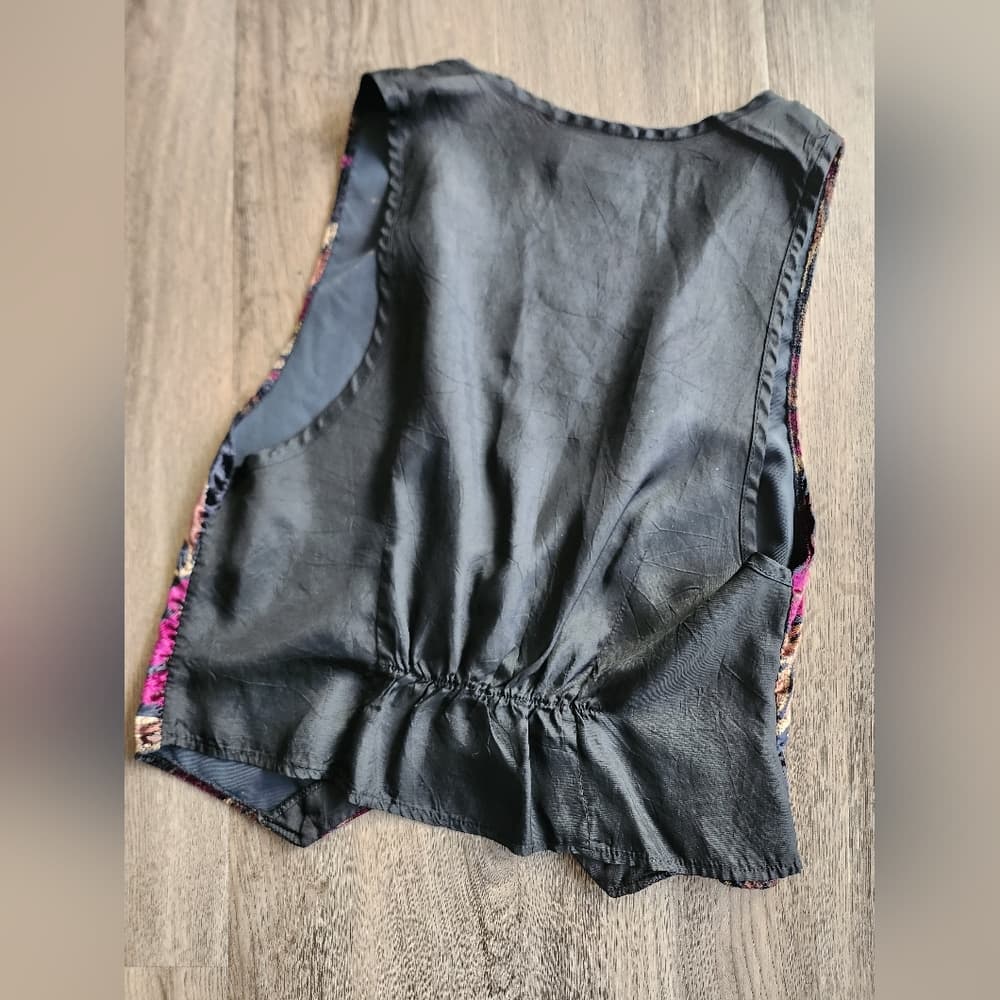 Vintage 90s Anxiety Floral Velvet Vest - Pink and Black - Thumbnail 3