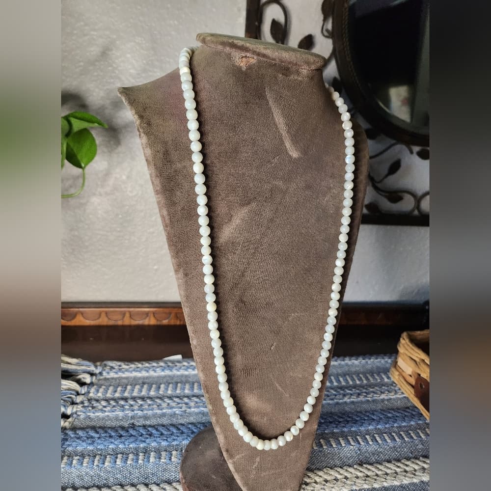 Elegant Long Strand White Mother Of Pearl Necklace