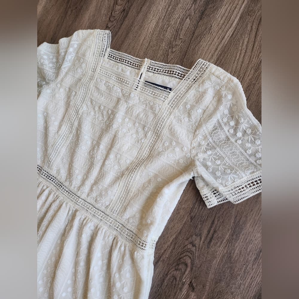 Abercrombie & Fitch Elegant Creamy White Lace Dress - Thumbnail 2