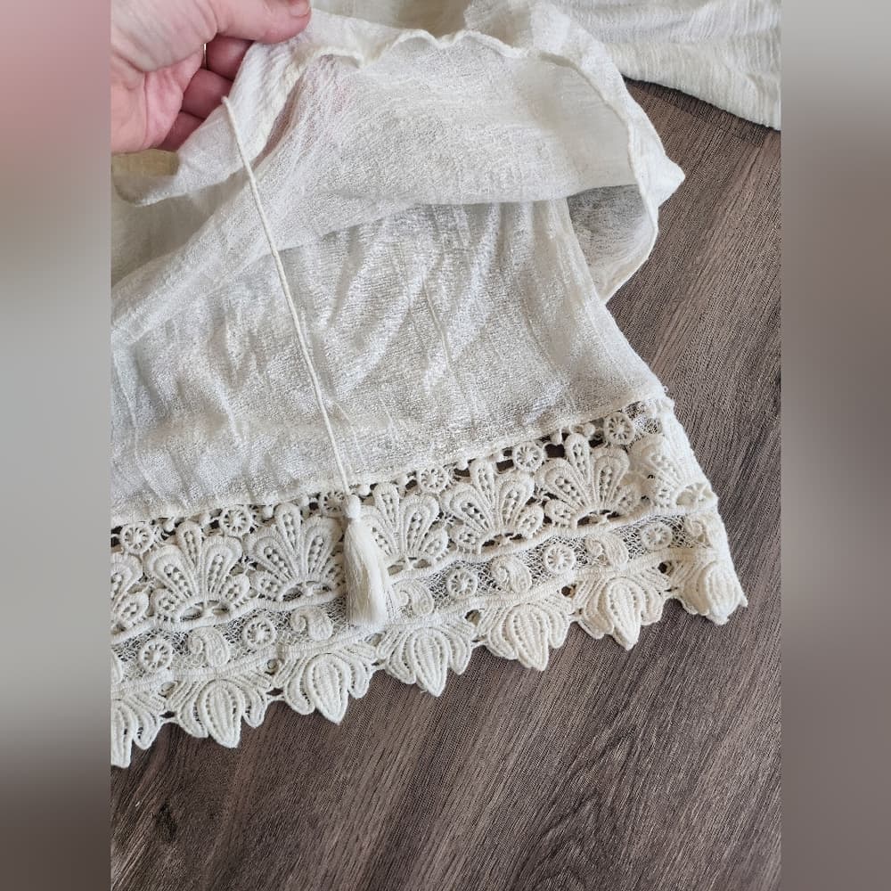 Zara Woman Creamy White Blouse With Lace Trim Tassle Tie - Thumbnail 2