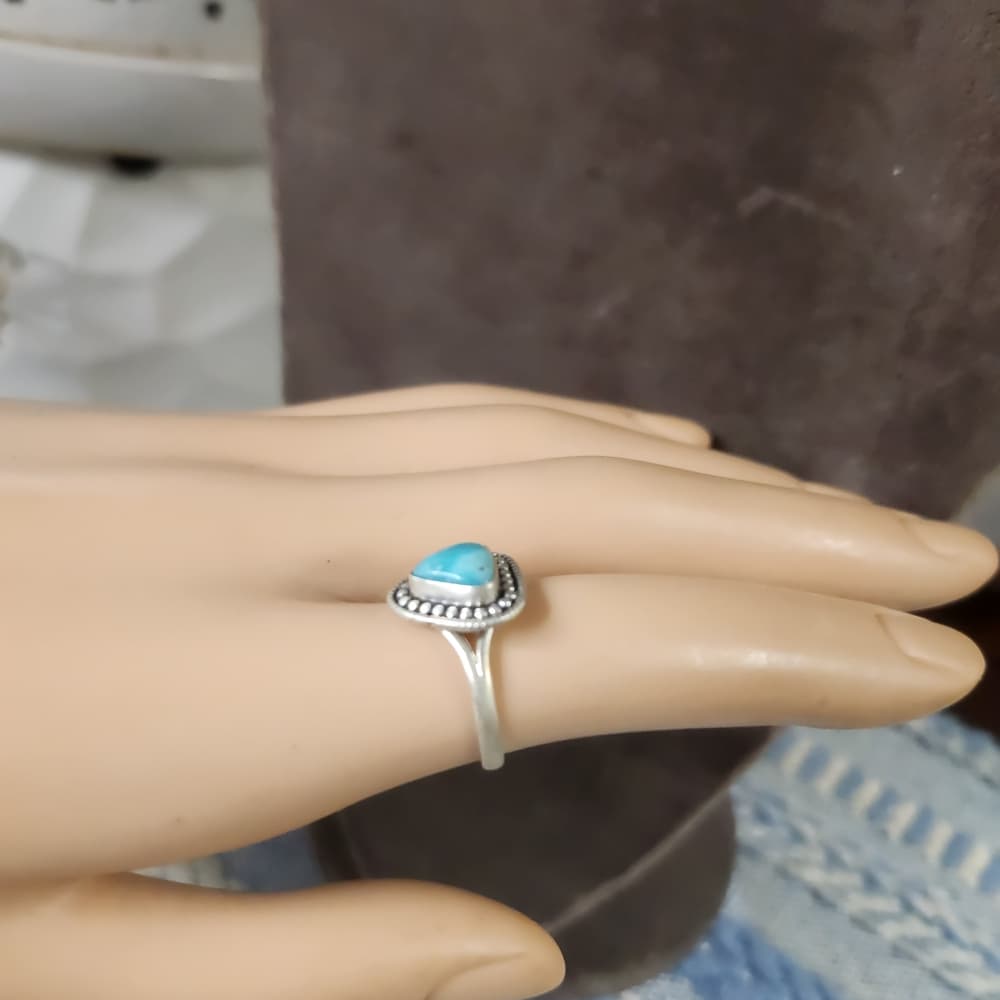 New- Southwestern Style White WaterTurquoise Sterling Silver Ring - Thumbnail 2