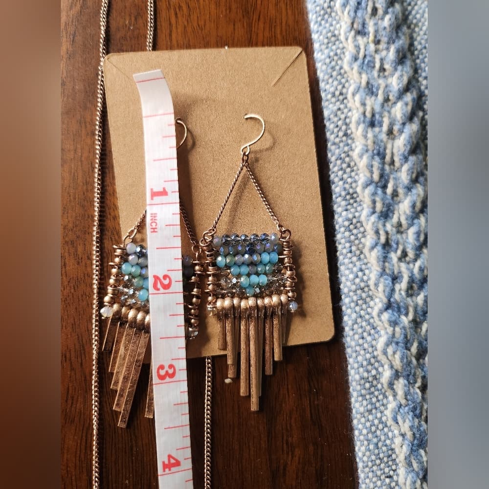Gorgous Sparkly Beaded And Hammered Metal Fringe Necklace and Earring Set - Thumbnail 6