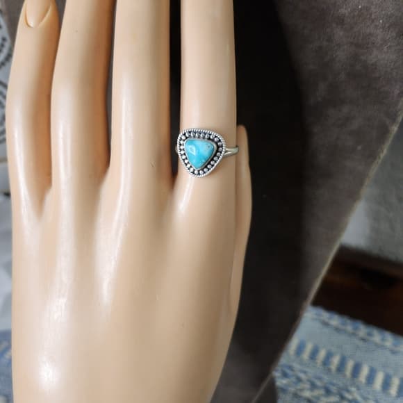 New- Southwestern Style White WaterTurquoise Sterling Silver Ring - Thumbnail 8