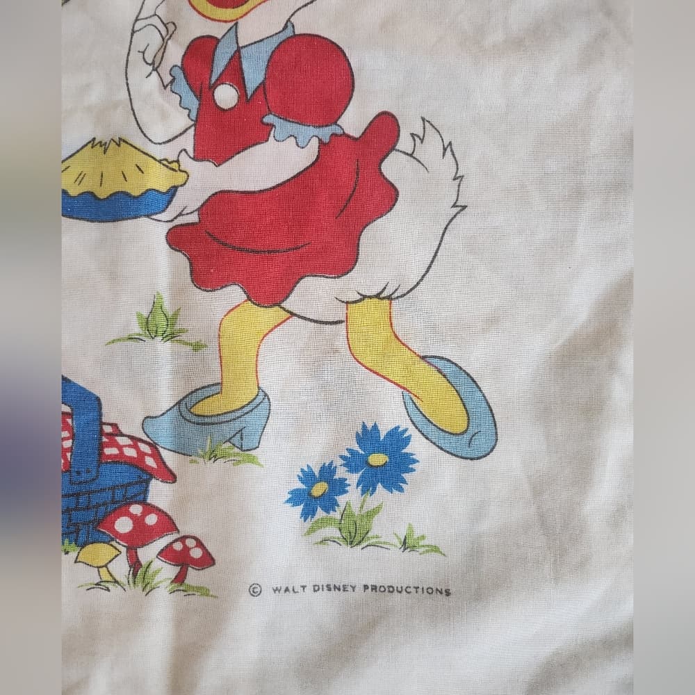 Vintage Disney Character 30" Pillowcase Mickey Mouse And Friends - Thumbnail 3