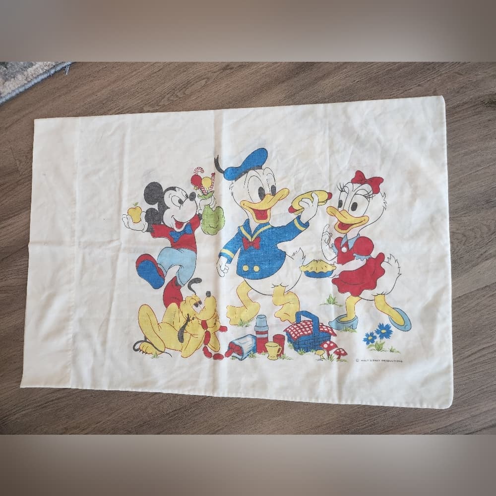 Vintage Disney Character 30" Pillowcase Mickey Mouse And Friends - Thumbnail 2