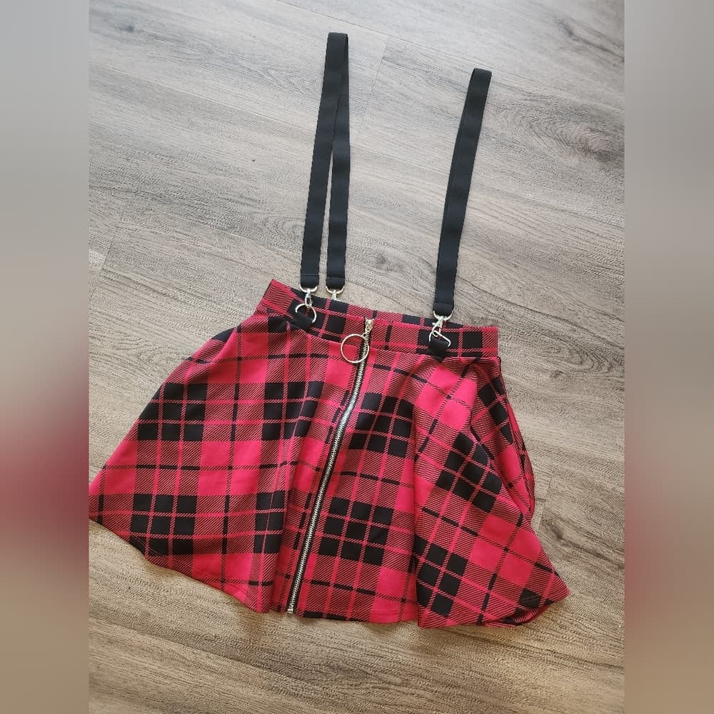 Hot Topic Black and Red Plaid Skater Skirt With Removable Suspenders - Thumbnail 8