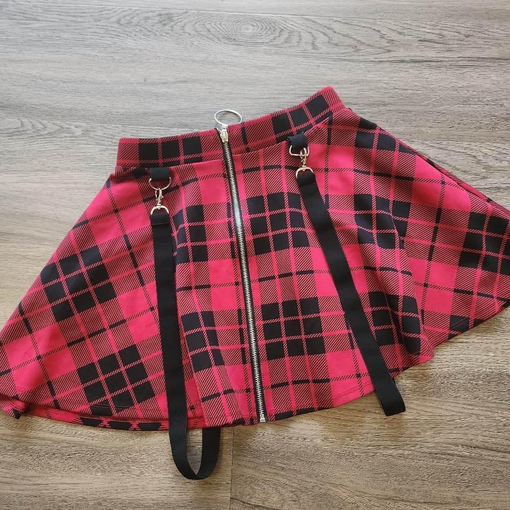 Hot Topic Black and Red Plaid Skater Skirt With Removable Suspenders - Thumbnail 7