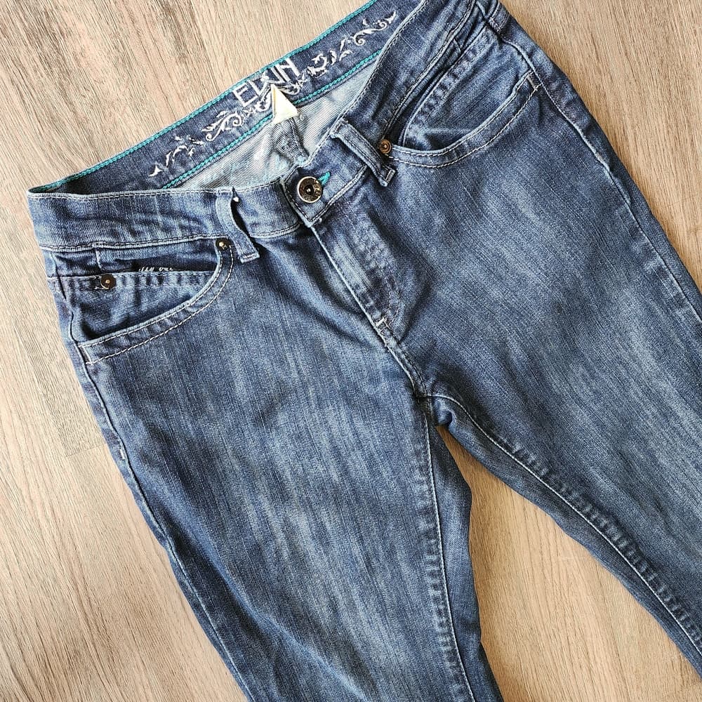 Women's EWN Nice Dark Blue Denim Boot Cut Jeans With Heel Bites - Thumbnail 2