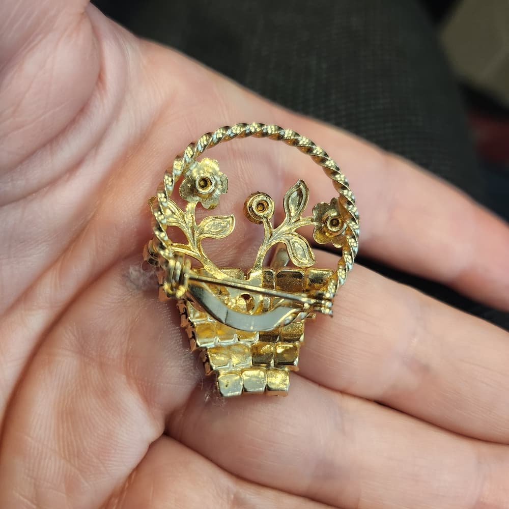 Vintage Pastel Rhinestone Floral Cottagecore Basket Gold Tone Brooch - Thumbnail 3