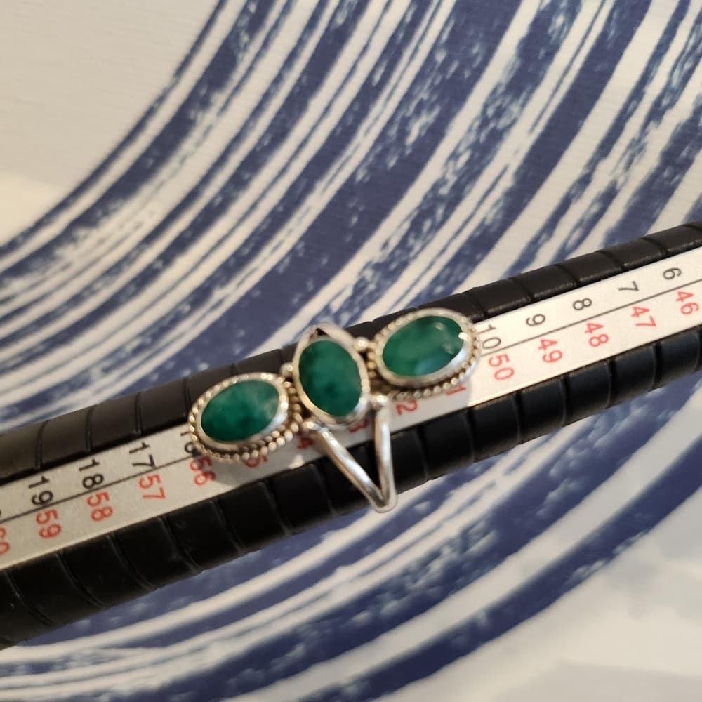 Faceted Triple Emerald Sterling Silver Ring 925 | Size 6.5 | Elegant Stackable - Thumbnail 2