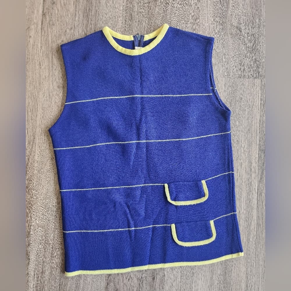 1960s Royal Blue Two-Piece Fine Knit Set with Yellow Trim By Roger Fashions - Thumbnail 2