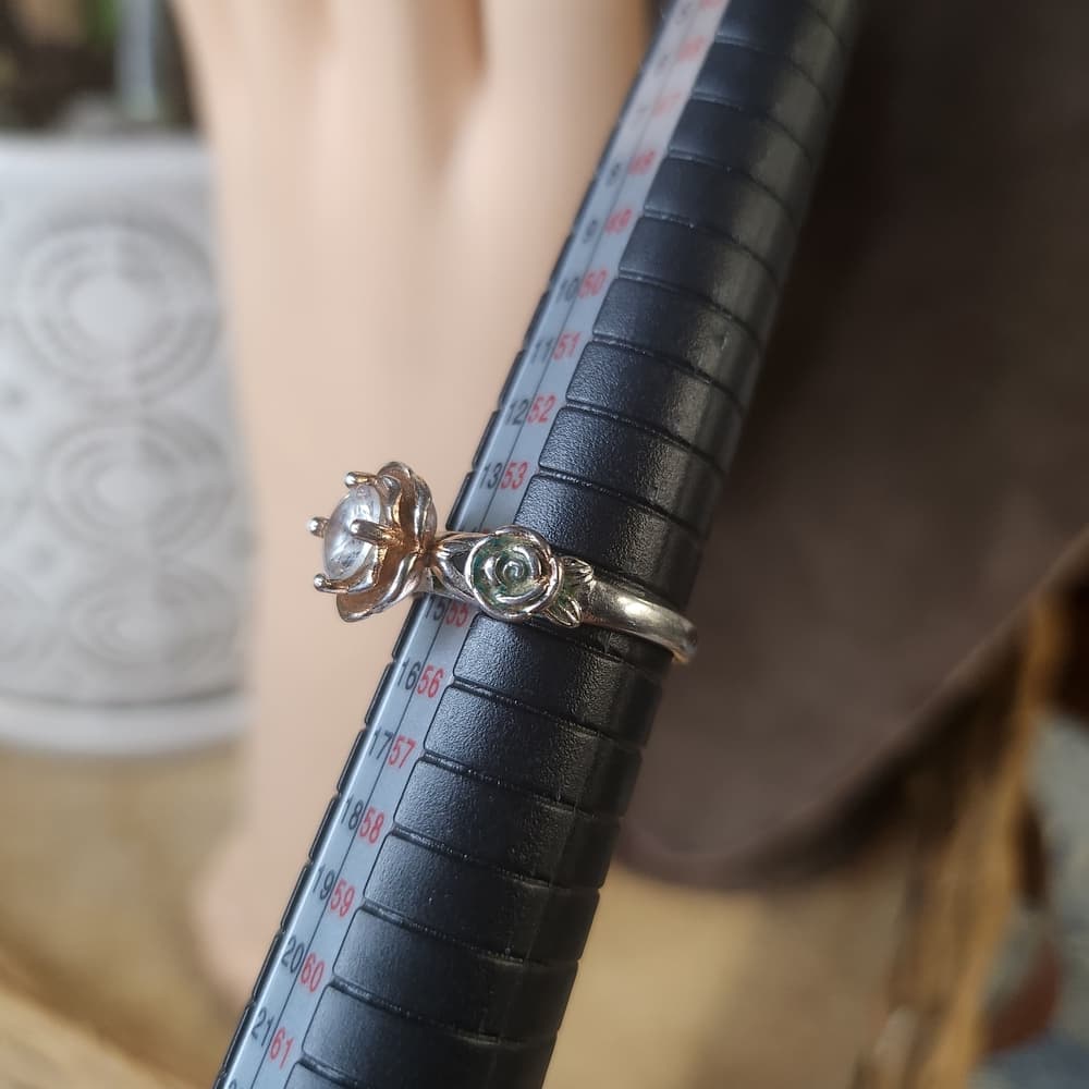 Silver Floral Halo Ring with Clear Center Stone - Women Jewelry - Thumbnail 9