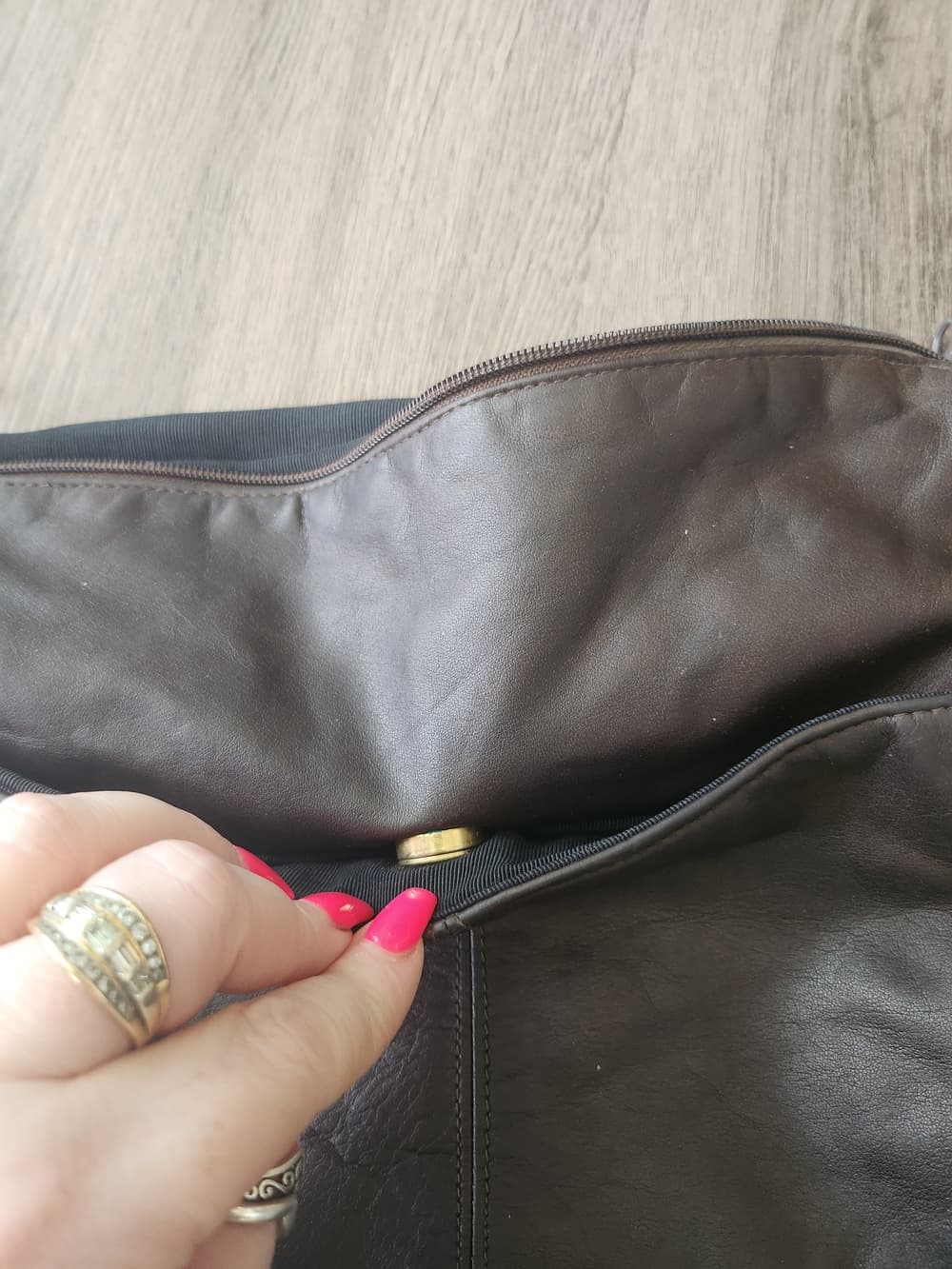 Vintage Genuine Leather Crossbody Bag With Pockets in Dark Brown - Thumbnail 2