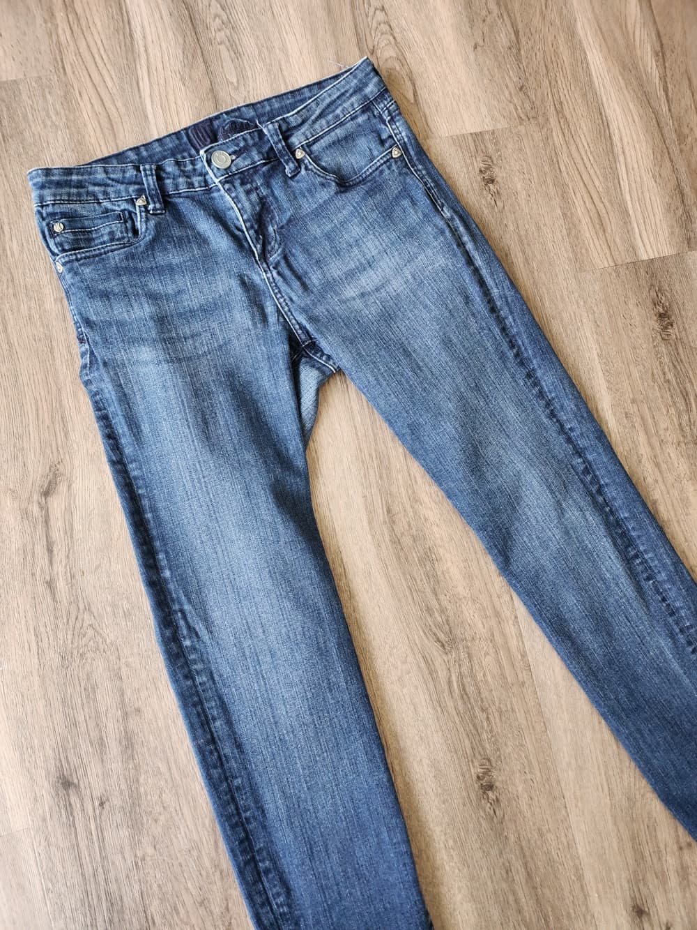 KUT From The Kloth Straight Leg Women's Jeans in Blue Wash