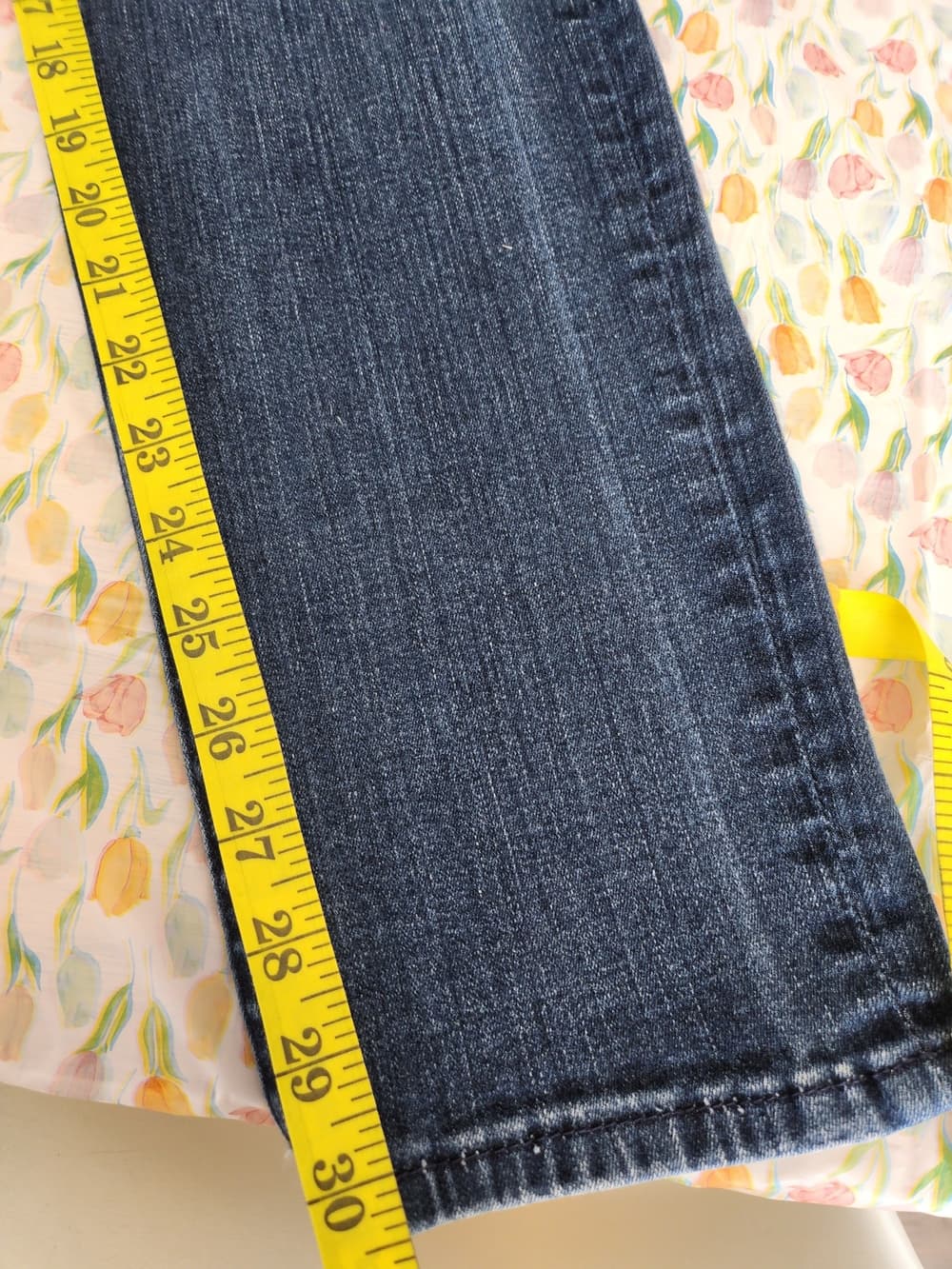 KUT From The Kloth Straight Leg Women's Jeans in Blue Wash - Thumbnail 11
