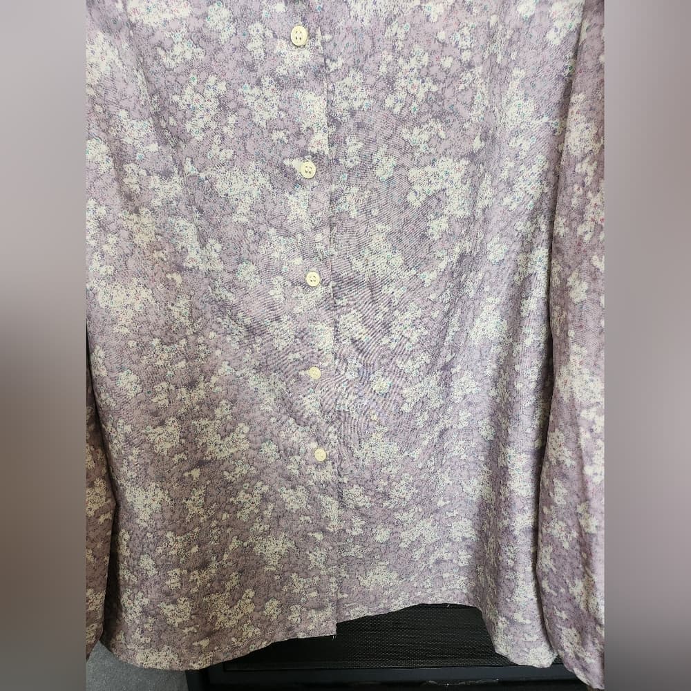 Vintage 1970s Lavender Floral Lace Trim Long Sleeve Union Made Blouse - Thumbnail 3