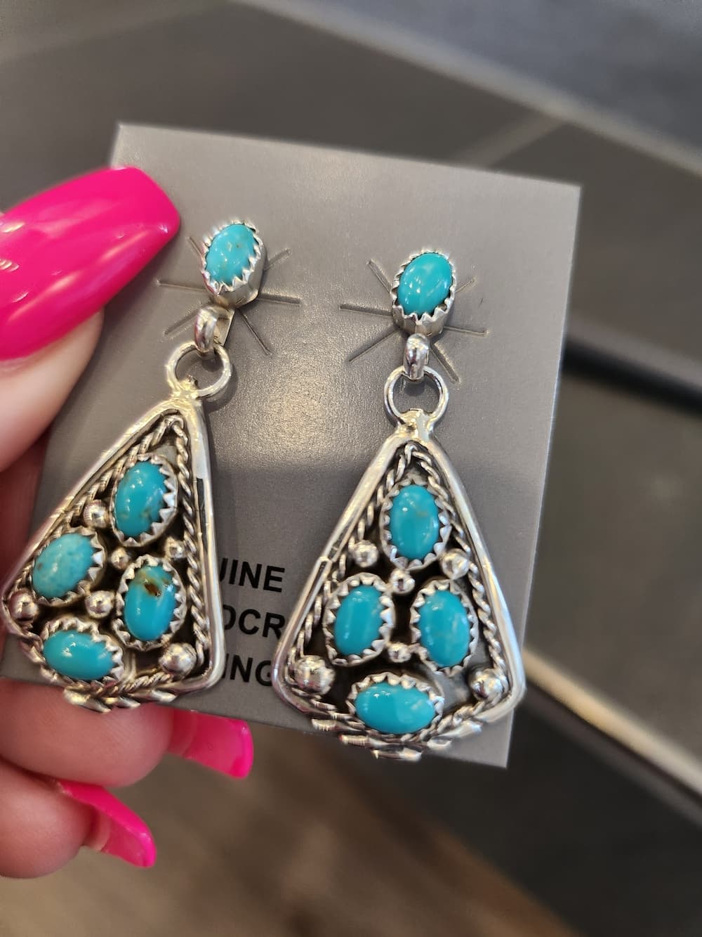 Beautiful signed M. Chee Navajo sterling silver turquoise earrings - Thumbnail 4