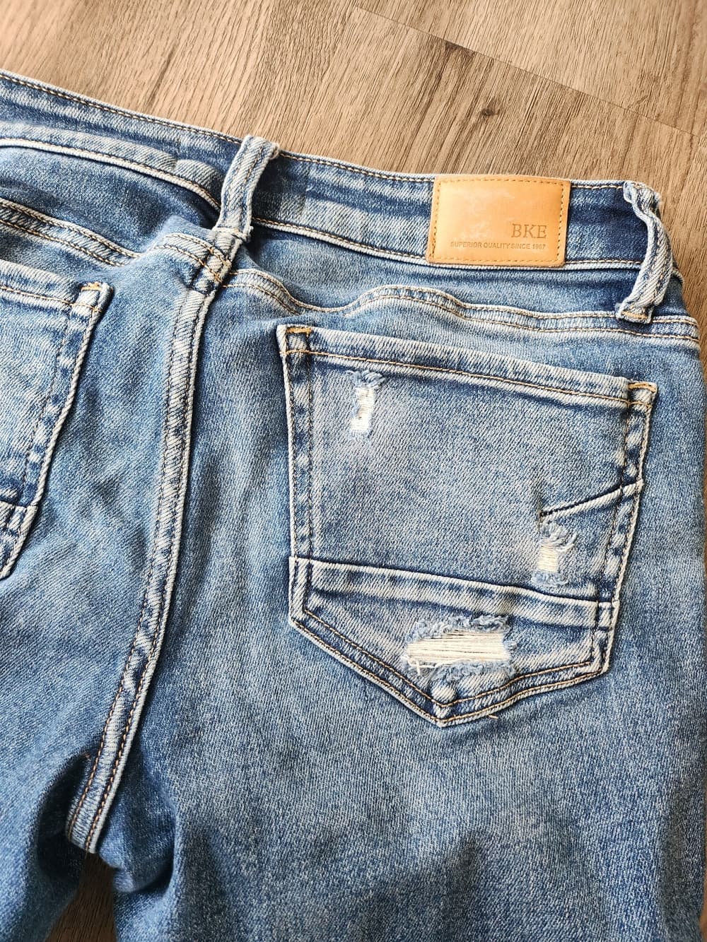 BKE Stella Low Rise Ankle Skinny Light Blue Distressed Raw Hem Jeans - Thumbnail 8