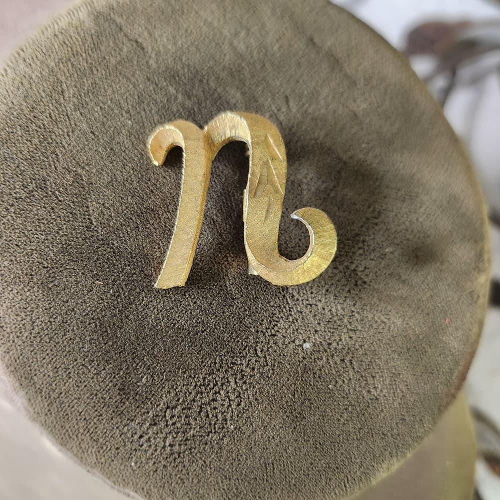 Vintage Gold Tone Initial 'N' Brooch Pin Signed