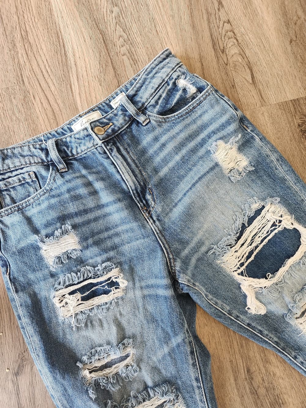 KanCan Ultra High Rise Taper Light Blue Distressed Jeans - Thumbnail 2