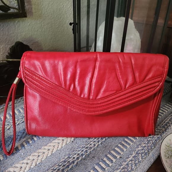 1980s Vibrant Red Leather Clutch Bag - Thumbnail 12
