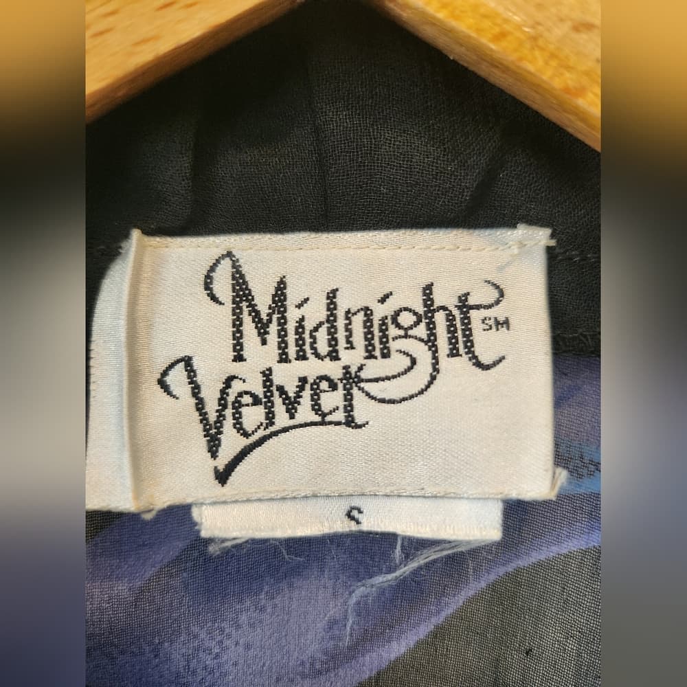 Vintage Midnight Velvet Elegant Black and Blue Silk Beaded Floral Sheer Robe - Thumbnail 4