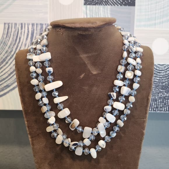 Sparkly White Mother Of Pearl And Abalone and Blue Crystal Beaded Necklace - Thumbnail 7