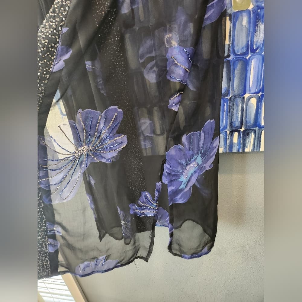 Vintage Midnight Velvet Elegant Black and Blue Silk Beaded Floral Sheer Robe - Thumbnail 5