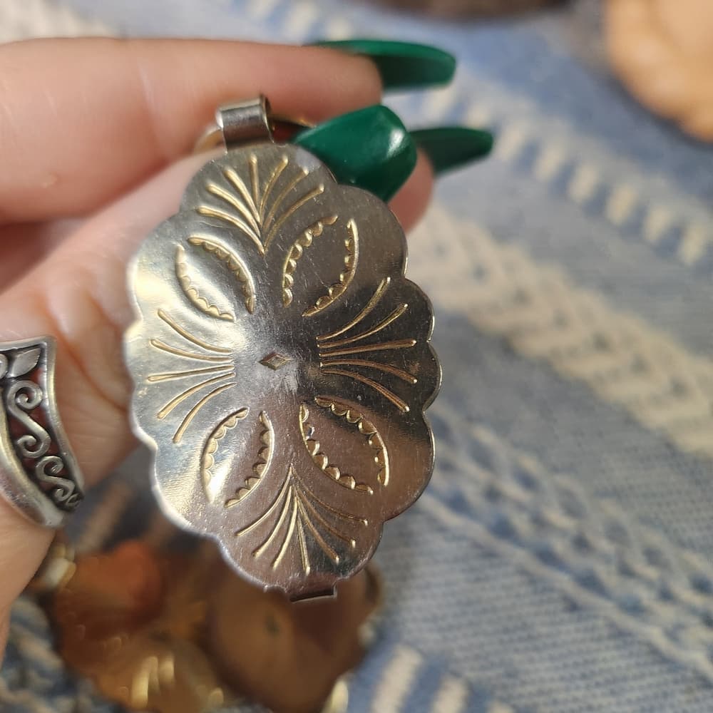Vintage Fiesta Southwestern Style Floral Concho Link Chain Silver Tone Belt - Thumbnail 4