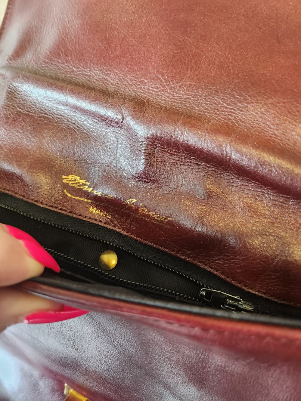 Vintage Etienne Aigner Oxblood Hand Made Leather Shoulder Bag Turn Lock - Thumbnail 4