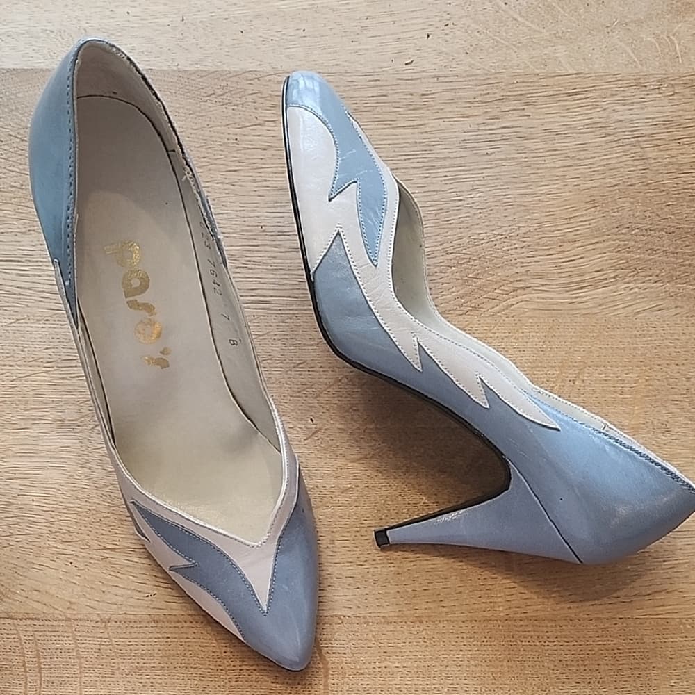 Vintage Pointed Toe Two-Tone Blue & Cream Pumps Made In SPAIN