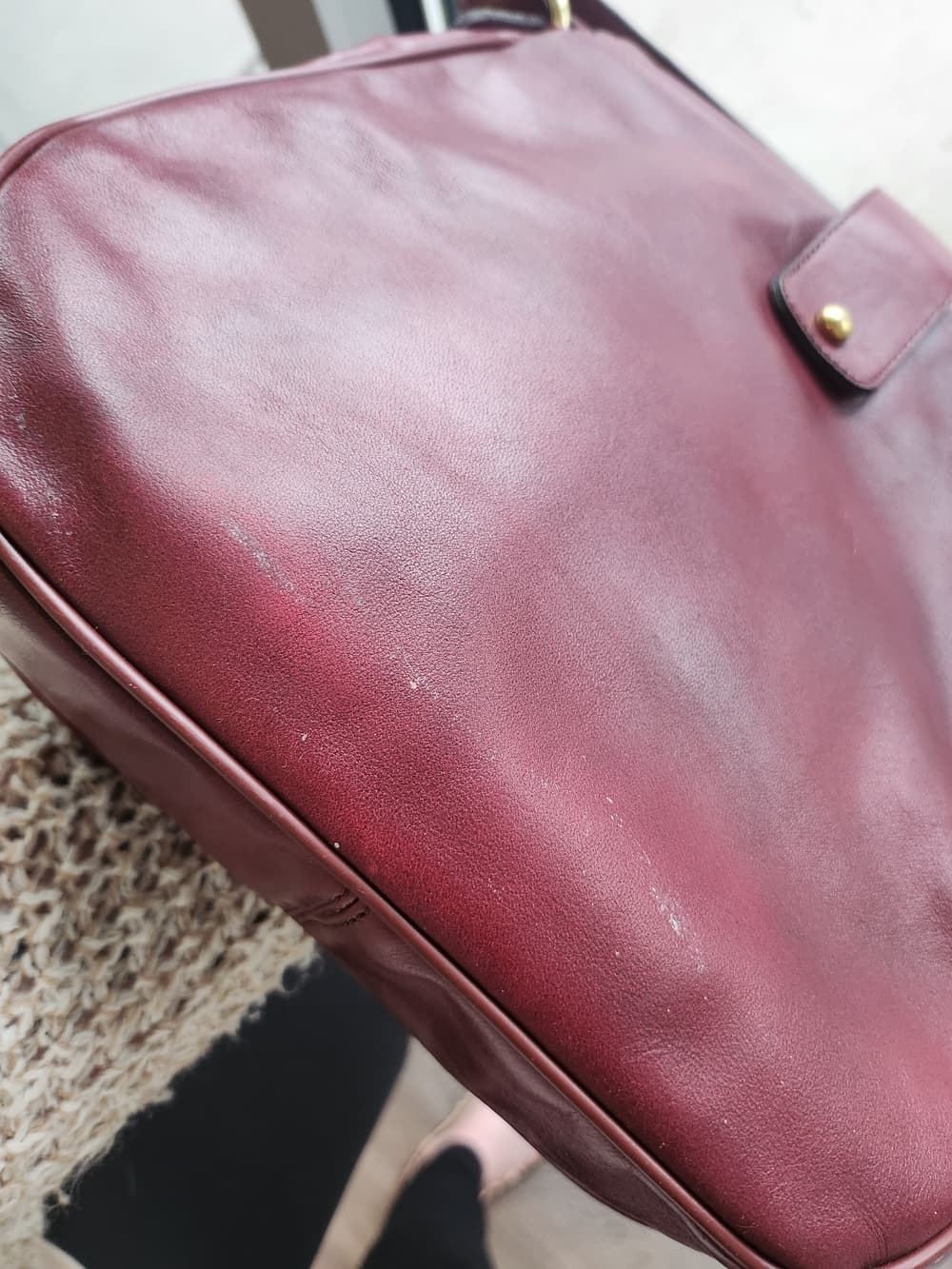 Vintage Etienne Aigner Oxblood Hand Made Leather Shoulder Bag Turn Lock - Thumbnail 9