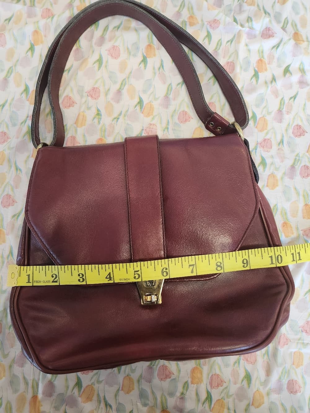 Vintage Etienne Aigner Oxblood Hand Made Leather Shoulder Bag Turn Lock - Thumbnail 11