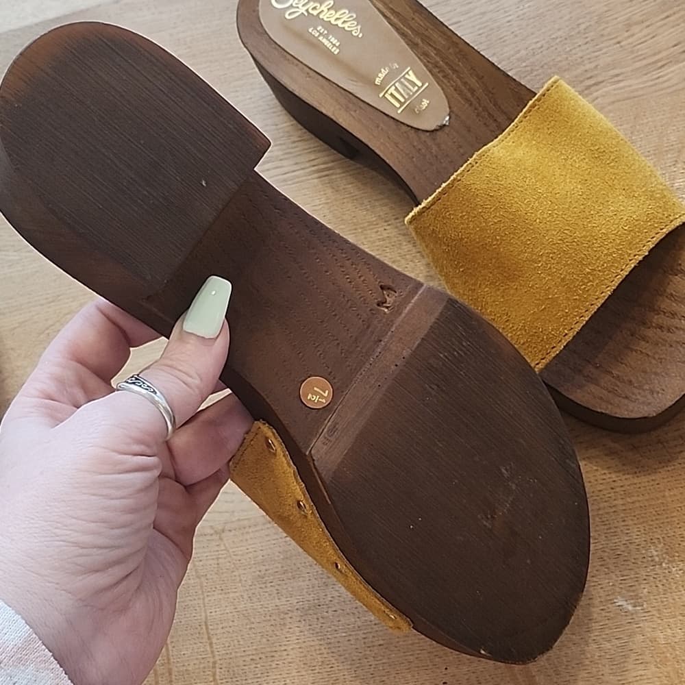 Seychelles Mustard Yellow Suede Slide Mules Studded Wood Made In Italy - Thumbnail 5