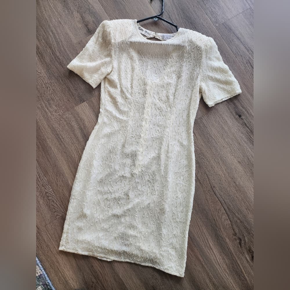 Silky Nites White Ivory Silk Fully Beaded 1980s Formal Dress - Thumbnail 16