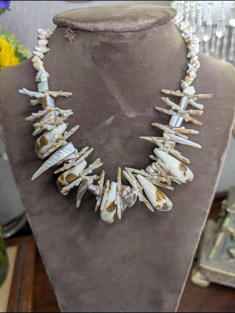 Cream White And Brown Shell And Coral Statement Bib 16" Necklace With Extension - Thumbnail 3